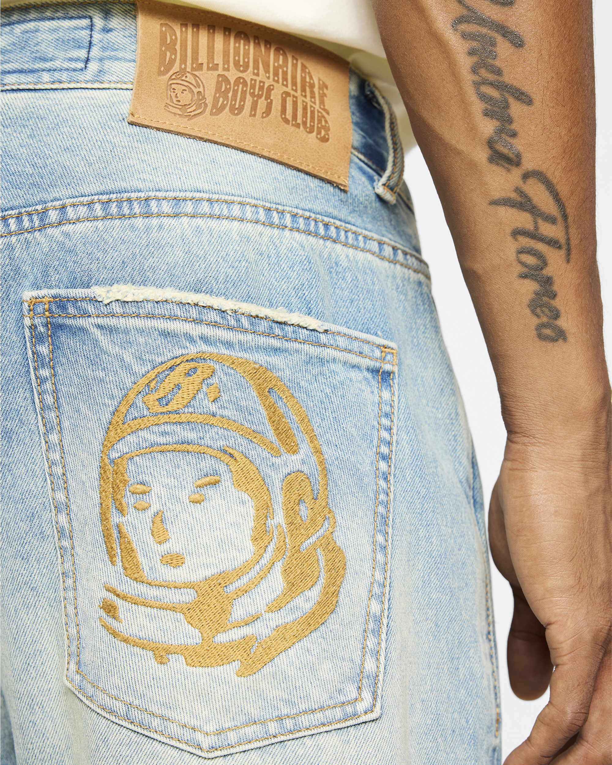 Orbit Jeans - Image 5